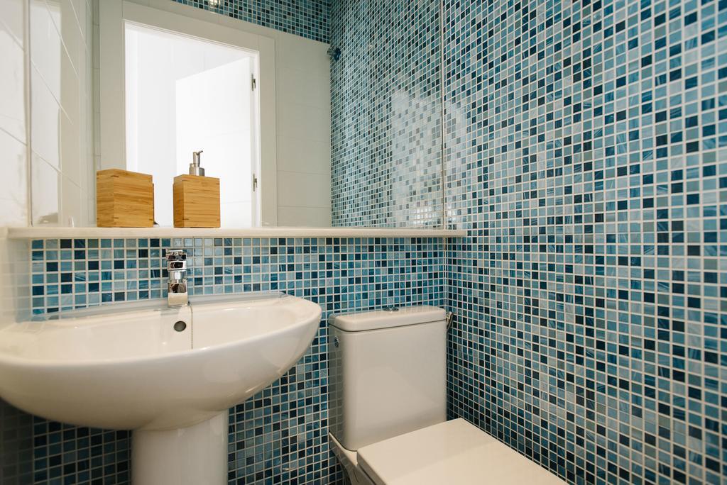 Hostly Acetres 2A-Penthouse In City Center-Fibre-Parking Opt Sevilla Kültér fotó